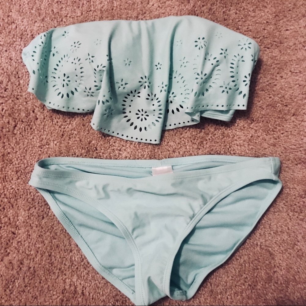 Strapless bikini